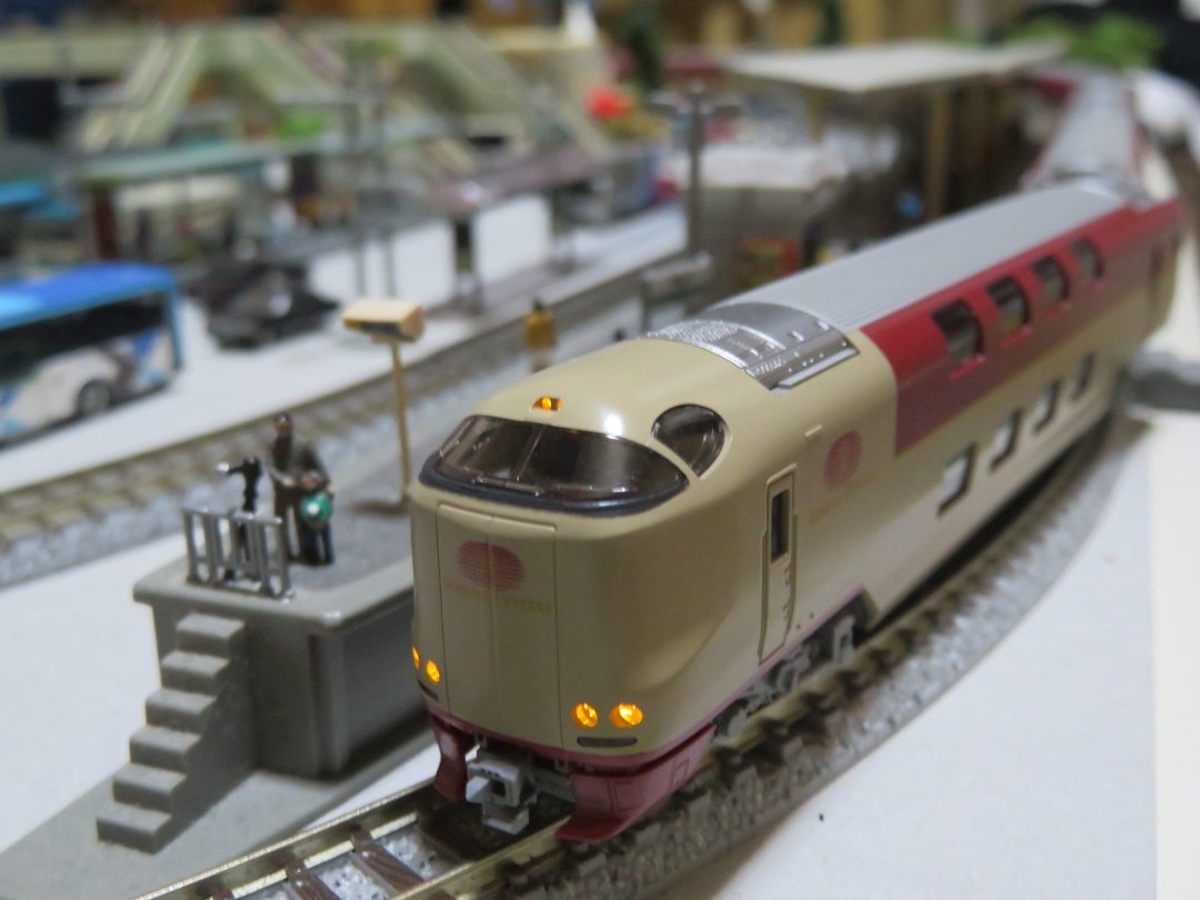 鉄道模型】我が家にお買い得なサンライズエクスプレスが入線！ | 踏切