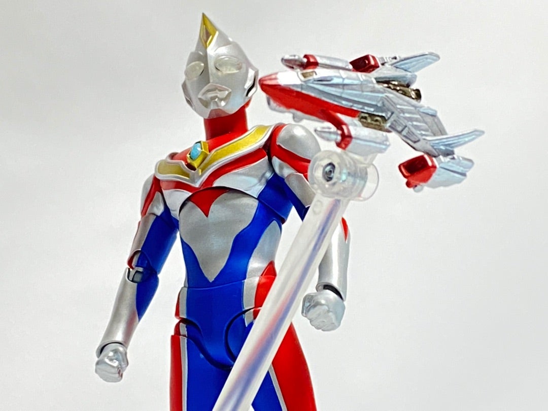 真骨彫製法 S.H.Figuarts ウルトラマンダイナ フラッシュタイプ