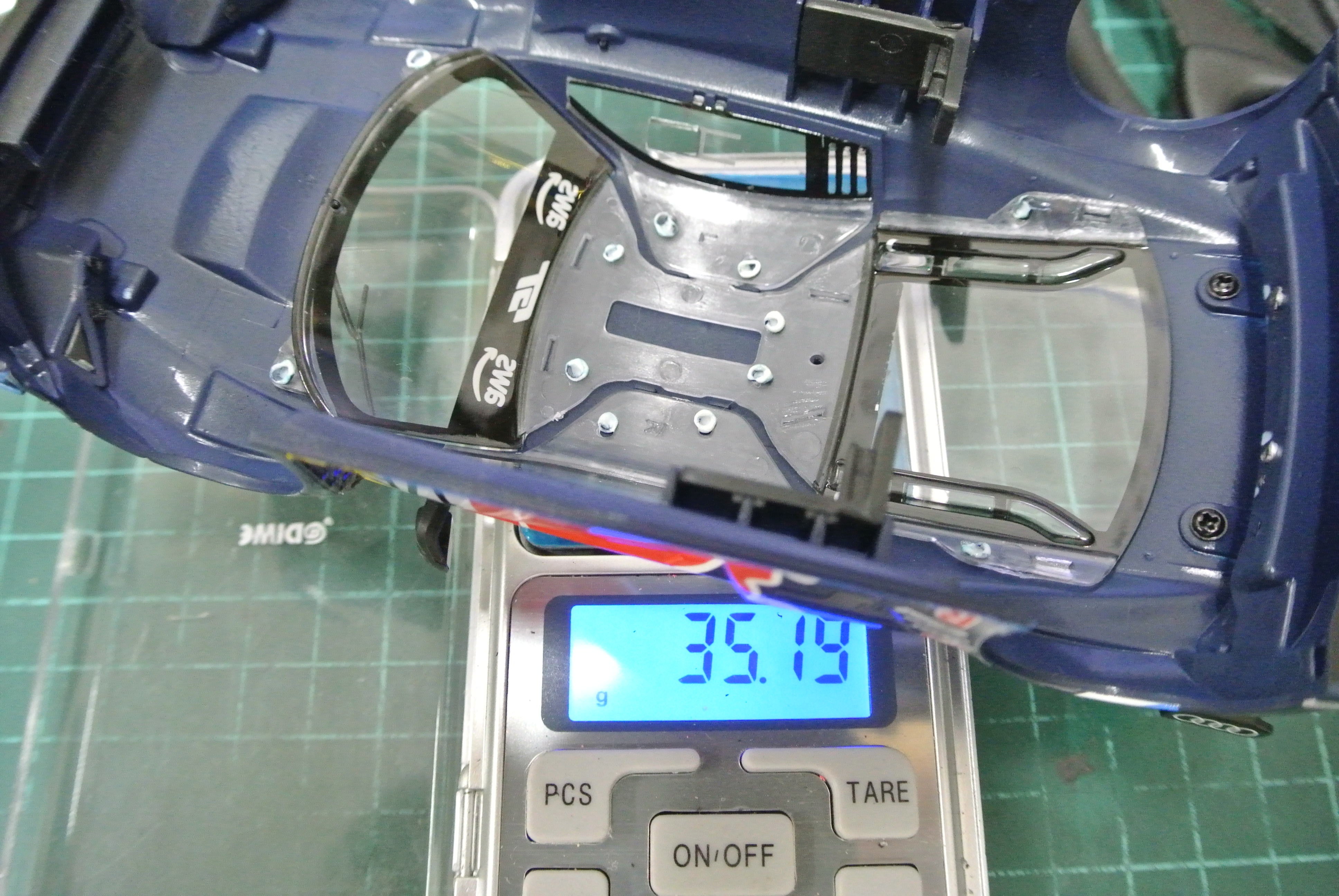 GLレーシング】ミニッツ！社外製の魅力的なボディは如何かえ