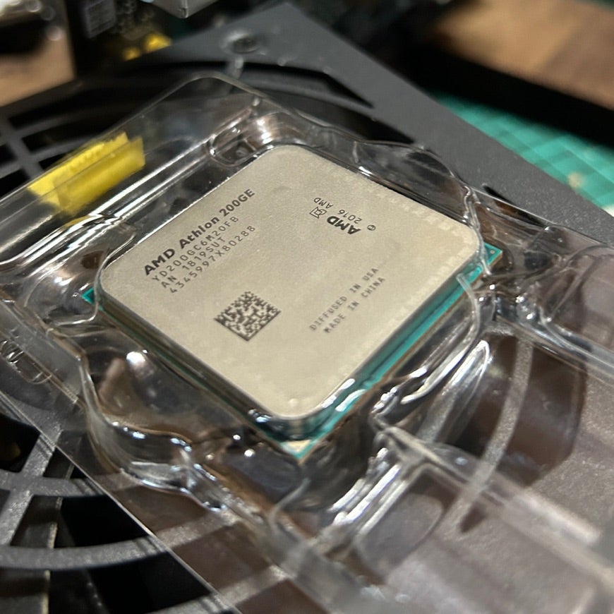AMD Athlon 200GEの開封と動作確認❗️ | 俺的ジャンカー