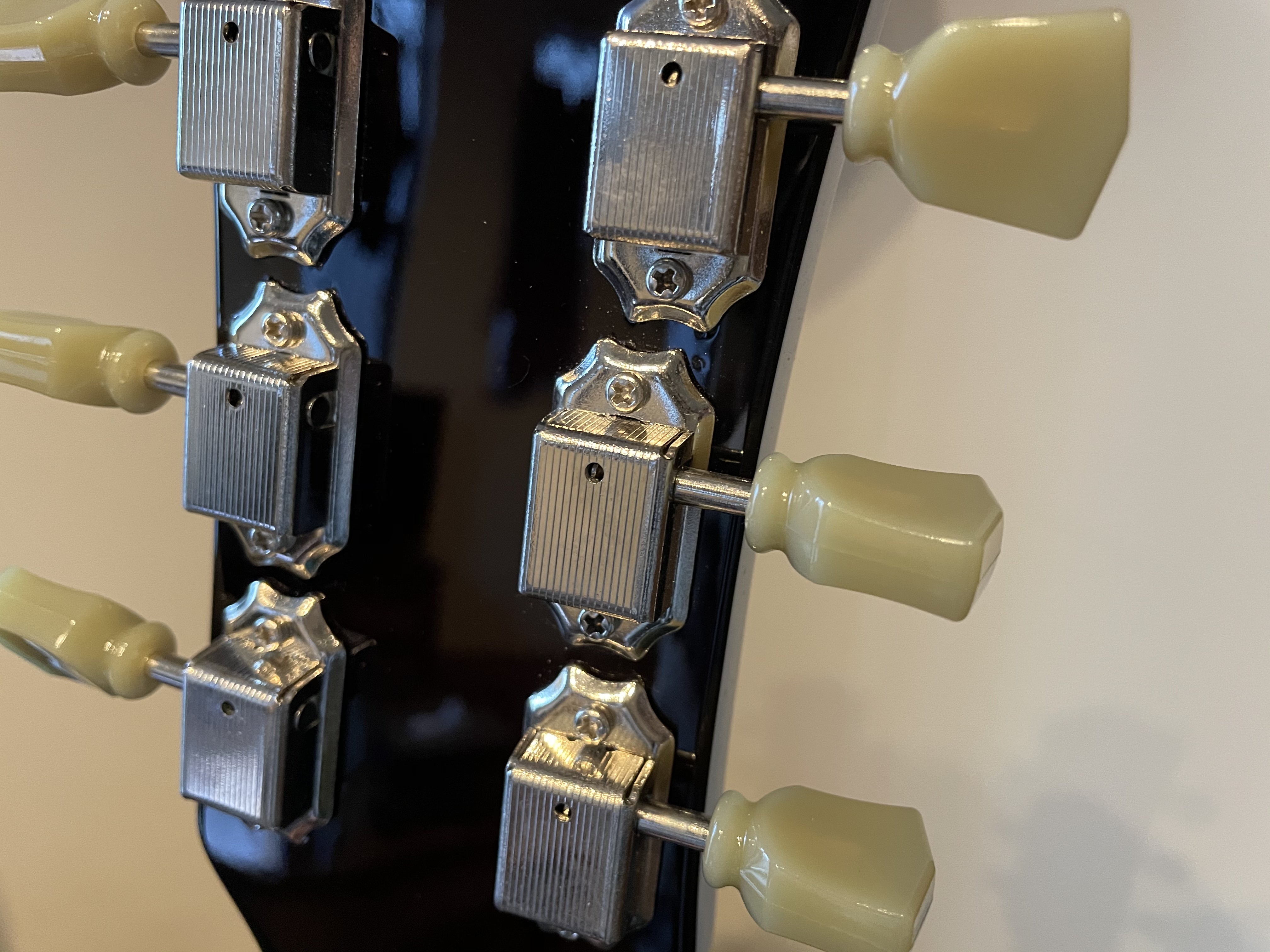 なぜクルーソンタイプのペグなのか？ | とらべるらいと