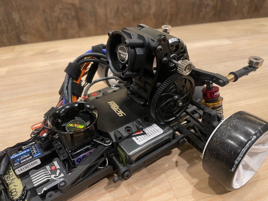 タムタム相模原店さんで【RDX用真鍮製HWトラクショントップデッキ