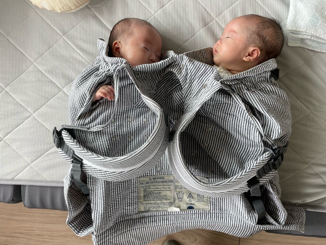 双子用抱っこ紐 ウィーゴツイン | フルタイムワーママ奮闘記 ﾟ＊.｡.＊ﾟ