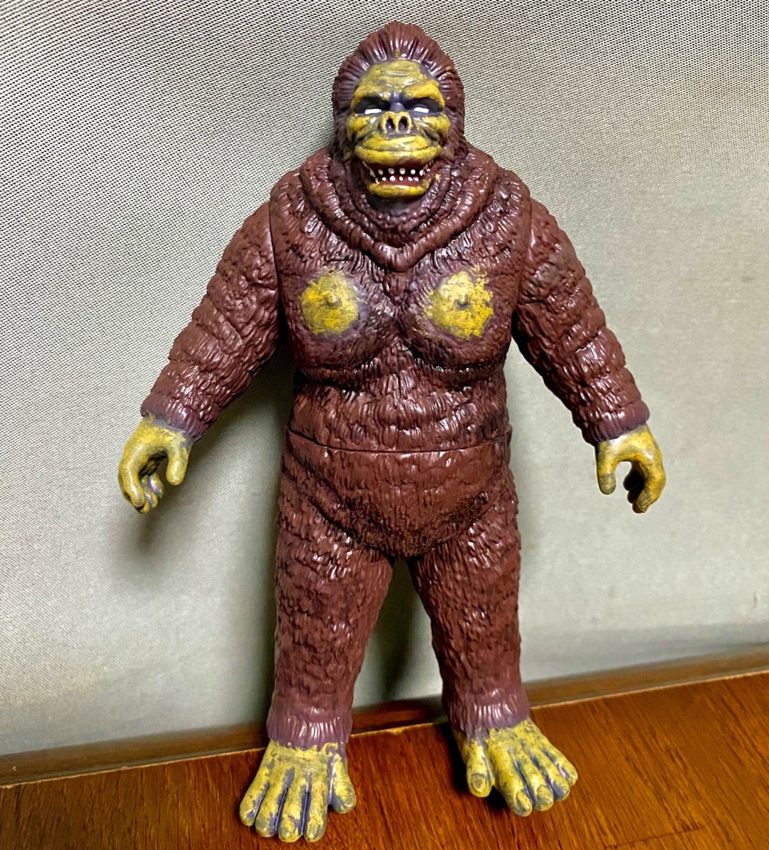 早速、少し塗装し直したレイモンドトイの東宝版キングコング | 怪獣