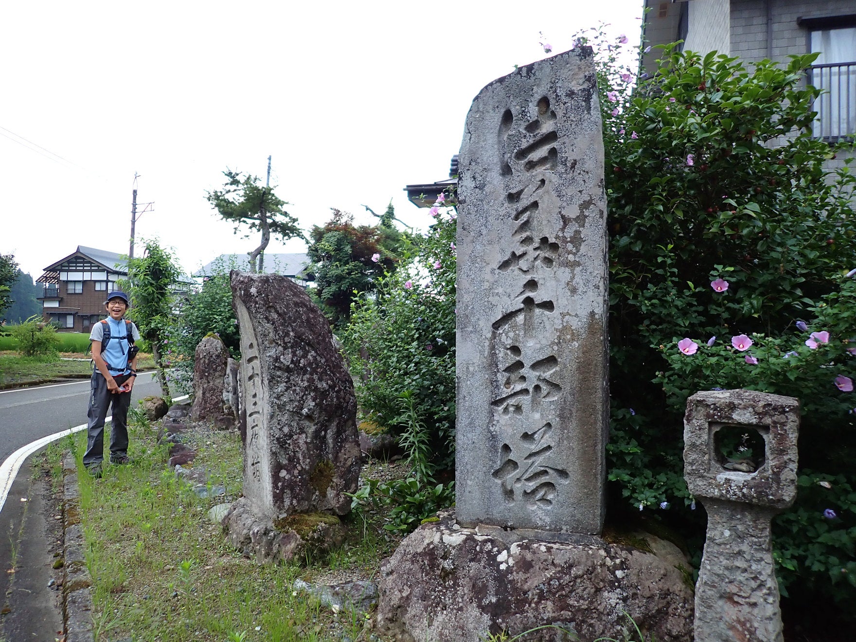八海山麓南魚沼の石仏と彫刻 | 降っても晴れても