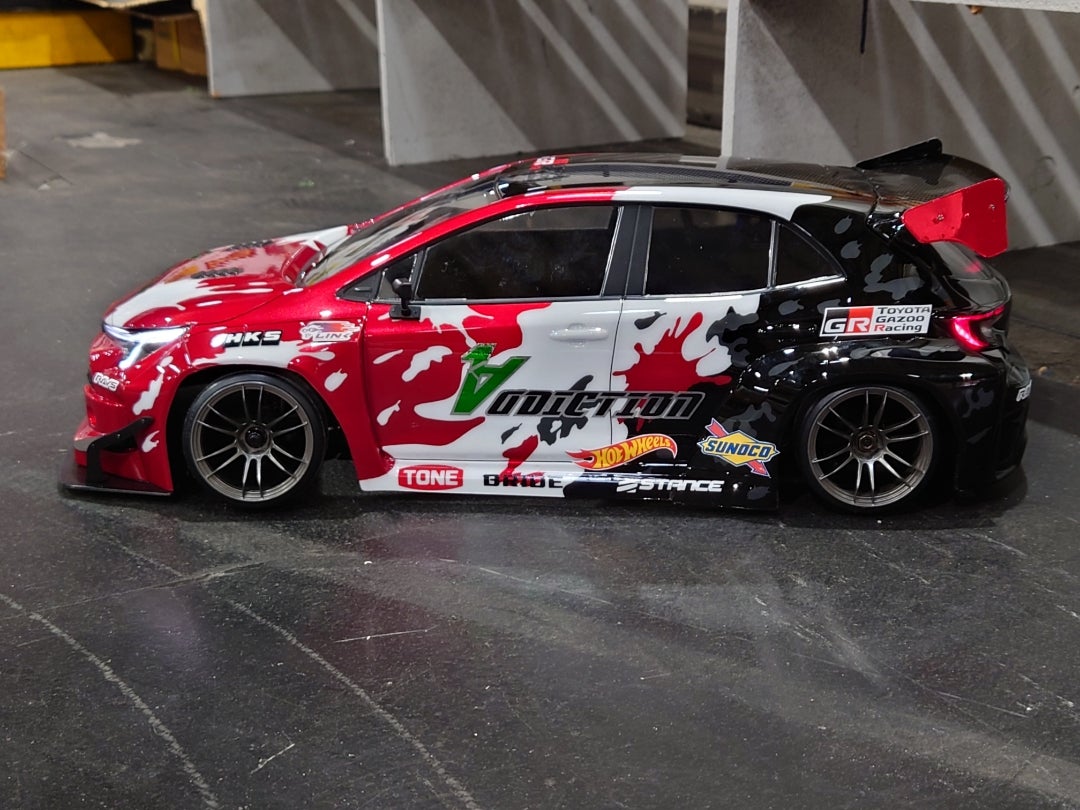 アディクション PANDEM GRカローラ | ADDICTION WORKS チワワ先輩。