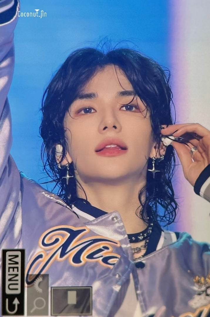 専用】straykids 5-star サイン入り フラッグ ヒョンジン 専用