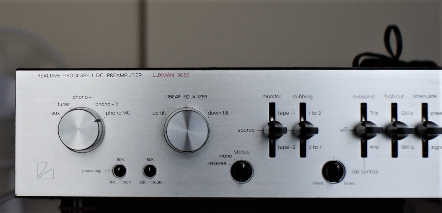 LUXMANのプリアンプ「5C50」を眺めて見た(笑)。 | 「びーわん」のブログ