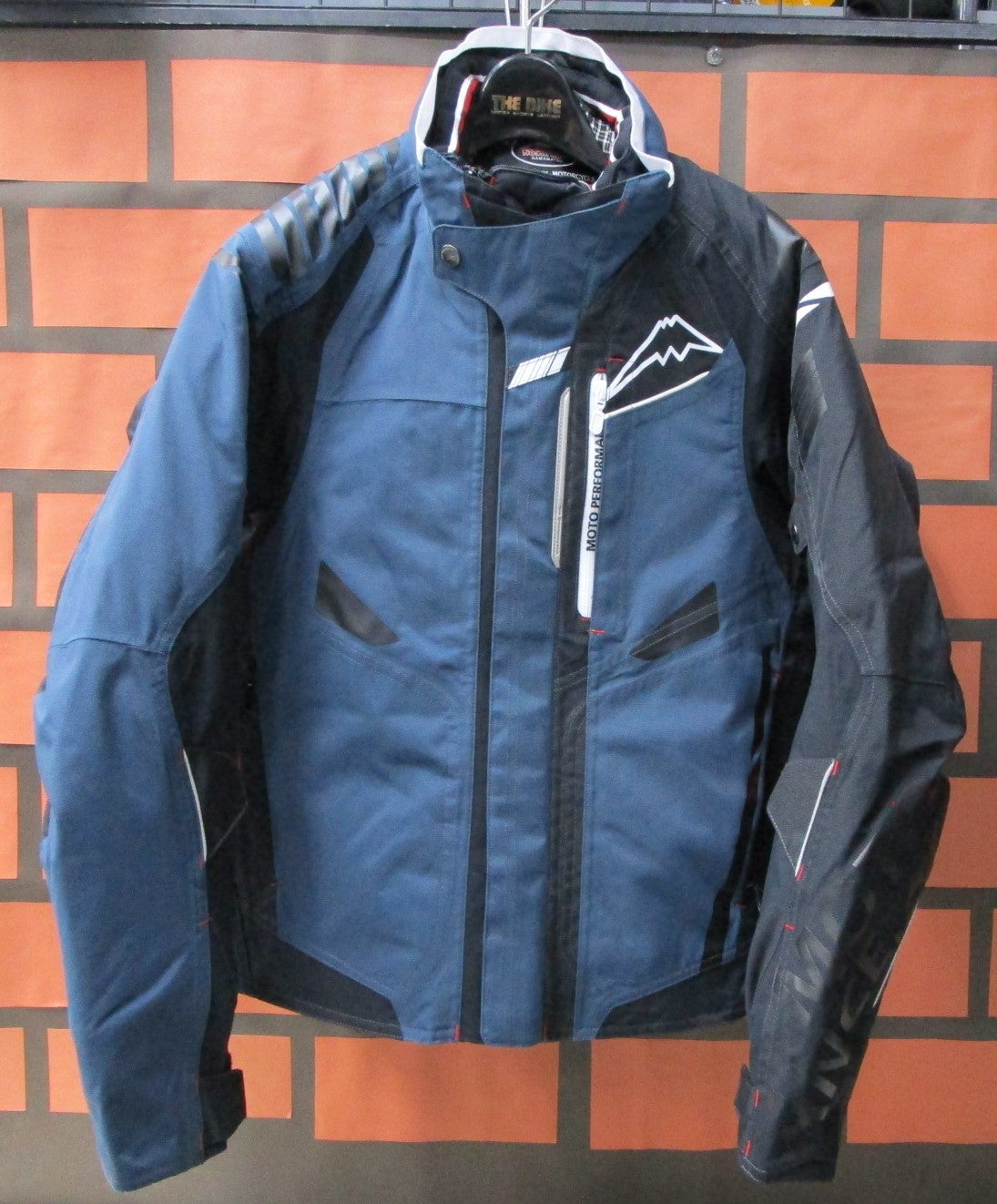 K-2861 アキュートジャケット 入荷 | D's鈴鹿 クシタニ鈴鹿のﾌﾞﾛｸﾞ