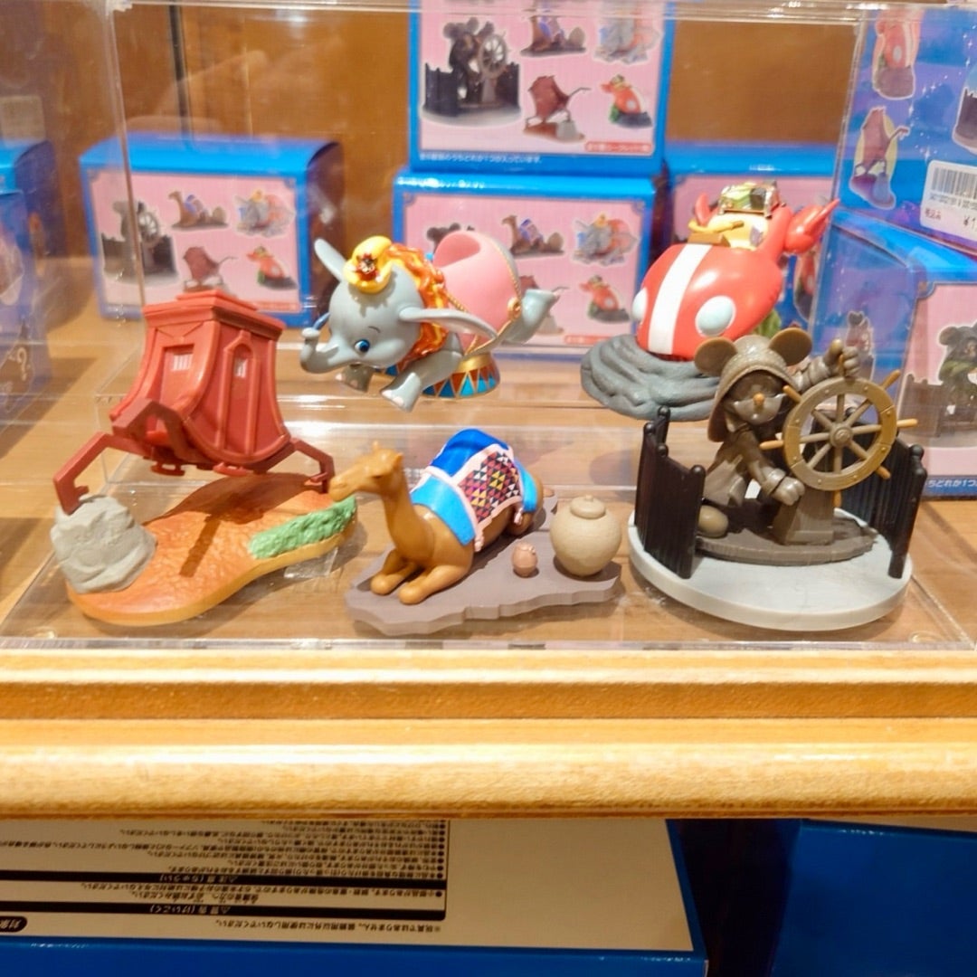 パークのプロップスがミニチュアに！東京ディズニーリゾート