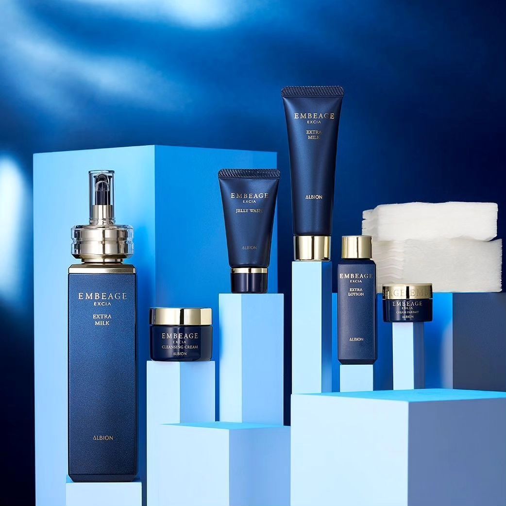 好評につき、ご予約受付終了。アルビオンエクシアアンベアージュ初の