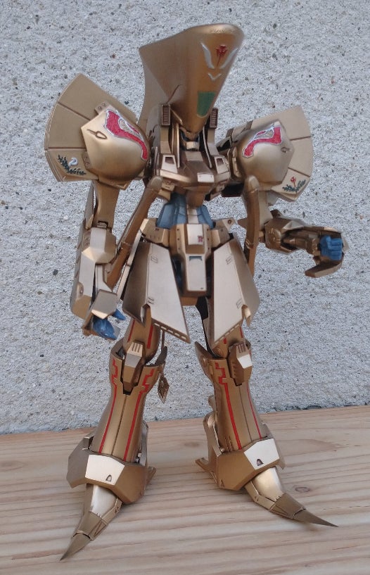 ボークスGGI K・O・G(ナイト・オブ・ゴールド)Joker3100完成 | 牛乳