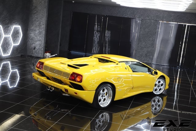 希少車紹介！ランボルギーニ・ディアブロVTロードスター！ | EXE