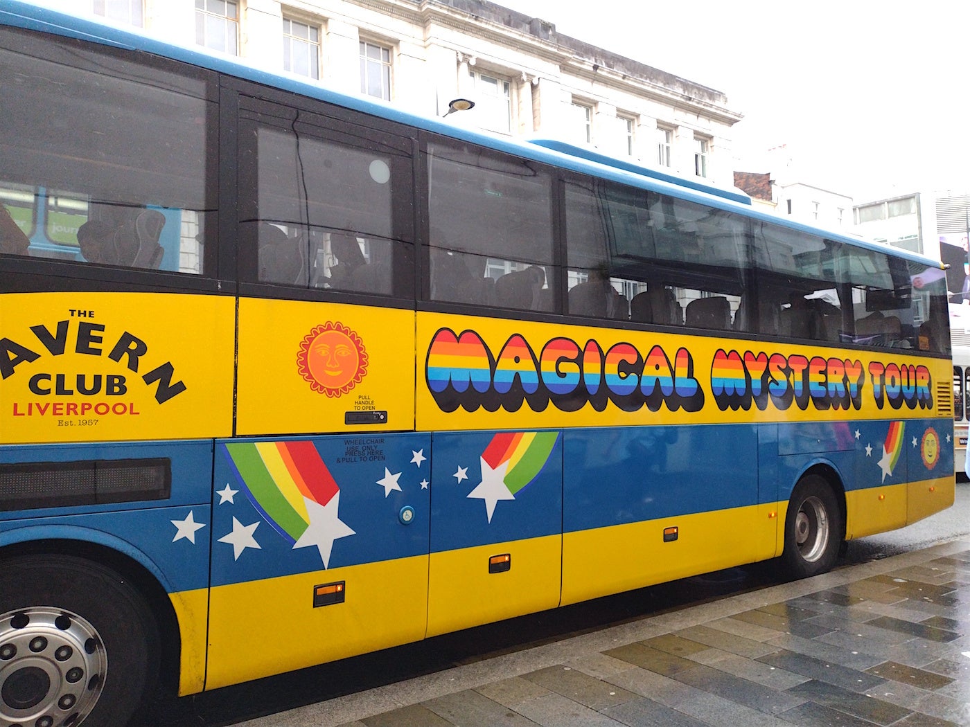 リバプールでマジカルミステリーツアー | LOTUSのブログ