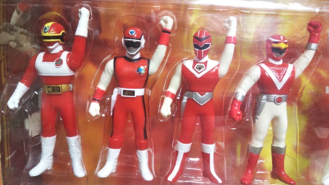 25戦隊レッドヒーロー大集合 | シネマ係長の秘密基地