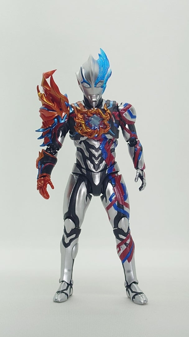 S.H.Figuarts ウルトラマンブレーザー ファードランアーマー | ごめん
