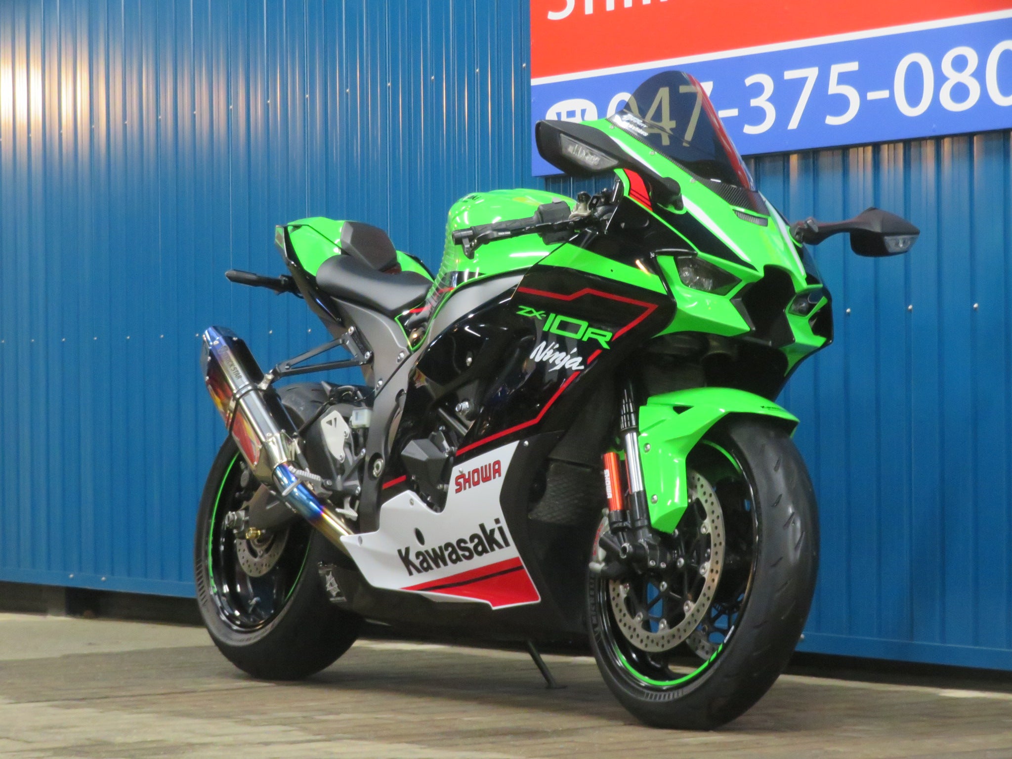 現行なのにまだまだ、出会う機会の少ないZX-10R！！【スーパースポーツ
