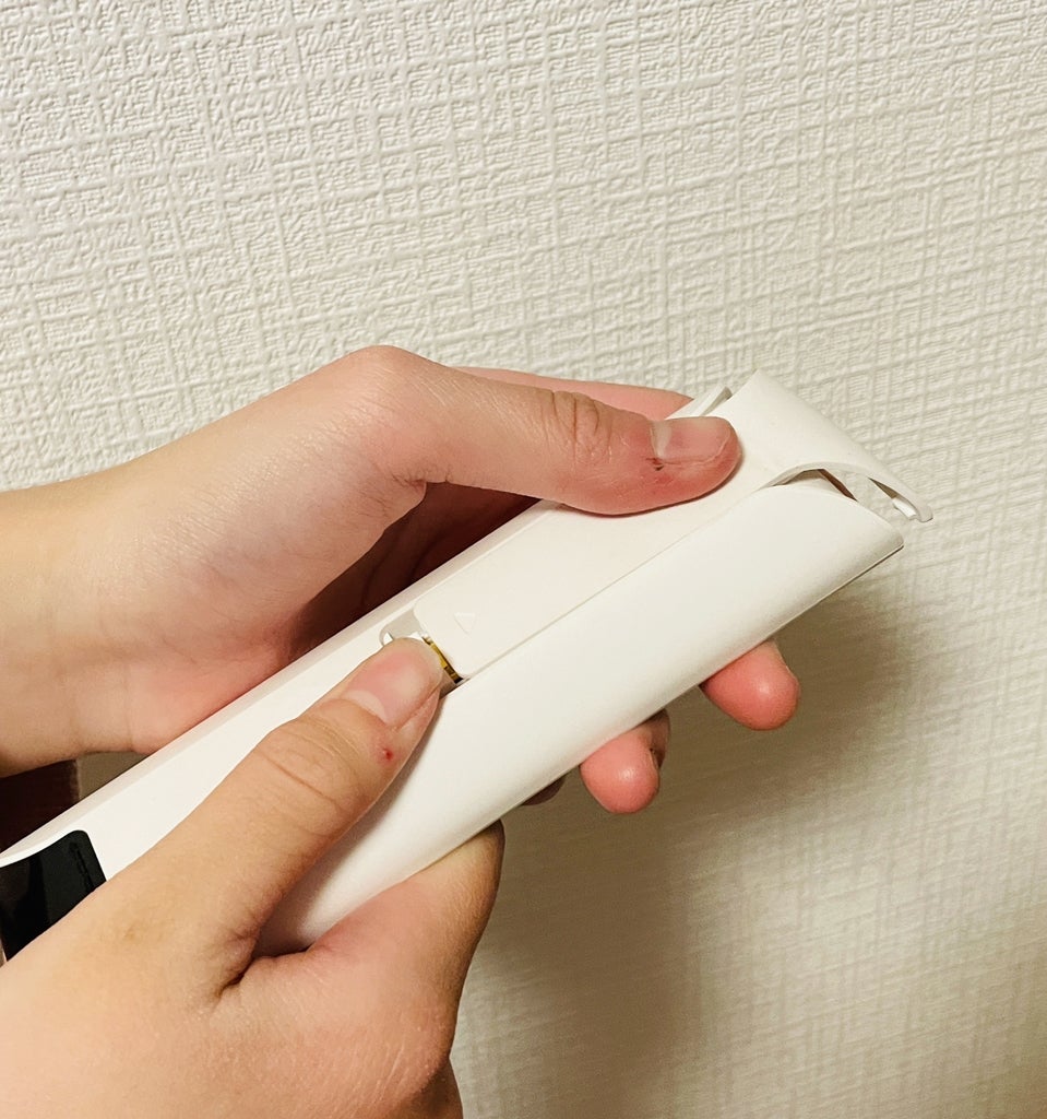 お悩み・おもいでばこ】リモコンの電池カバーが開かない… | 子どもの