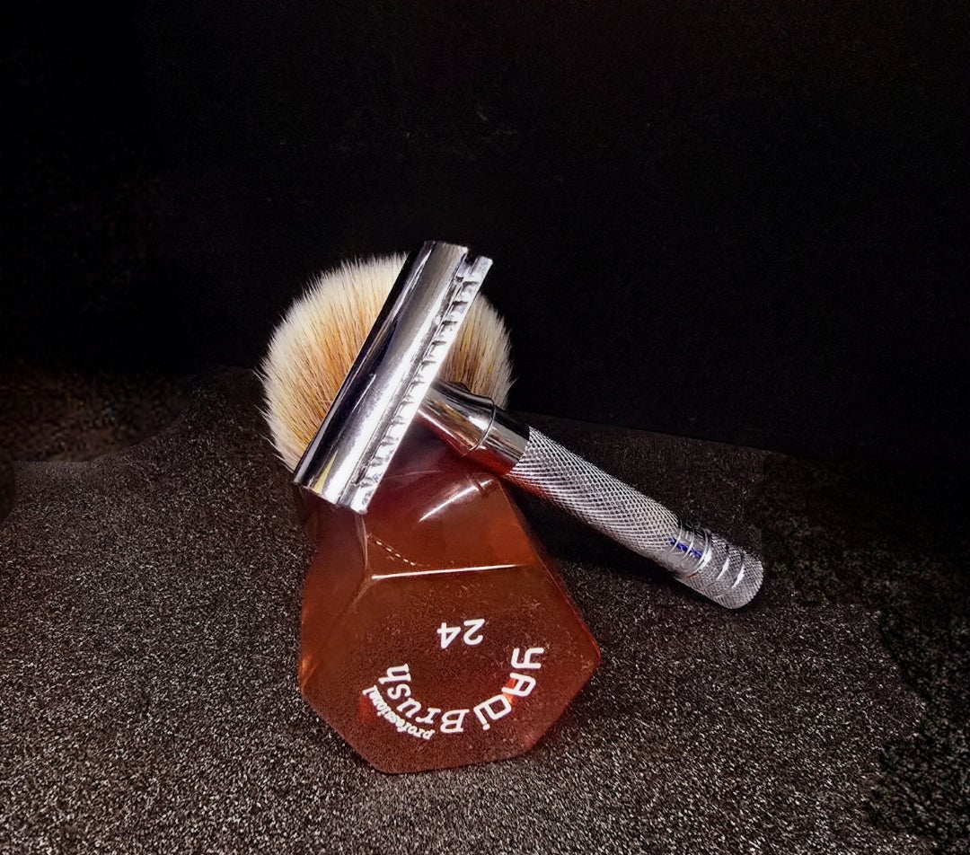 シェービング】Merkur 33C（中古） | もつごん 小魚を釣る？ 《小鮒