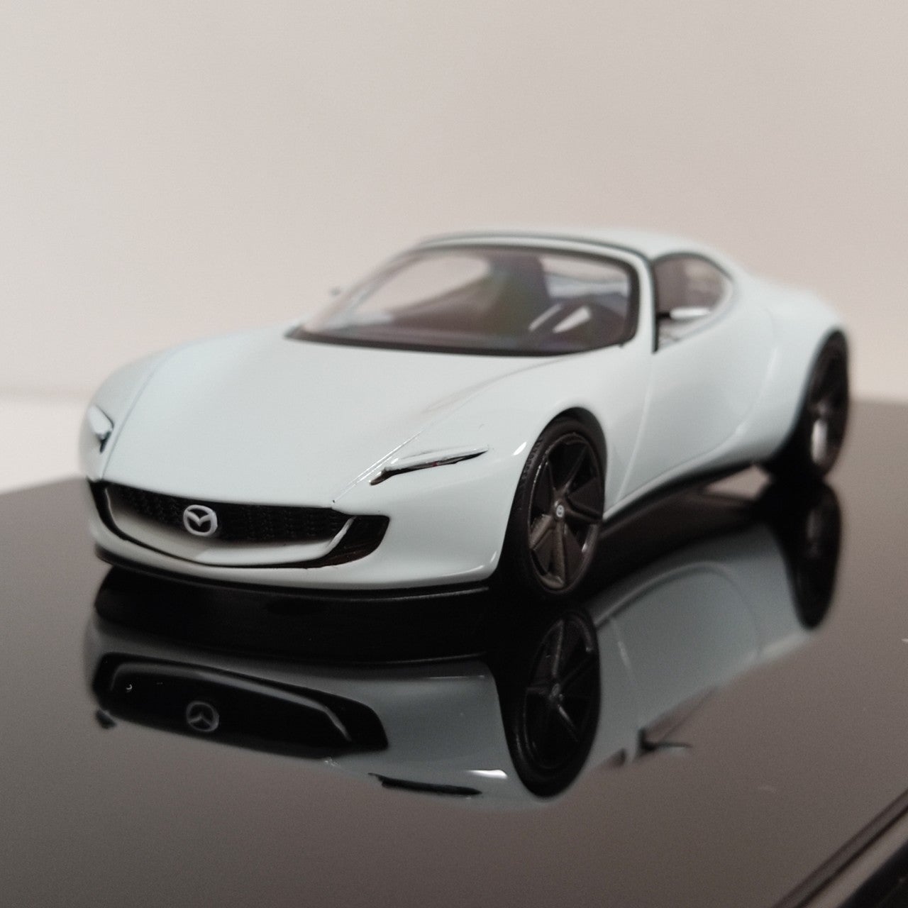 MAZDA ICONIC SP モデルカー 1/43 SHELL WHITE | トミカ103ca