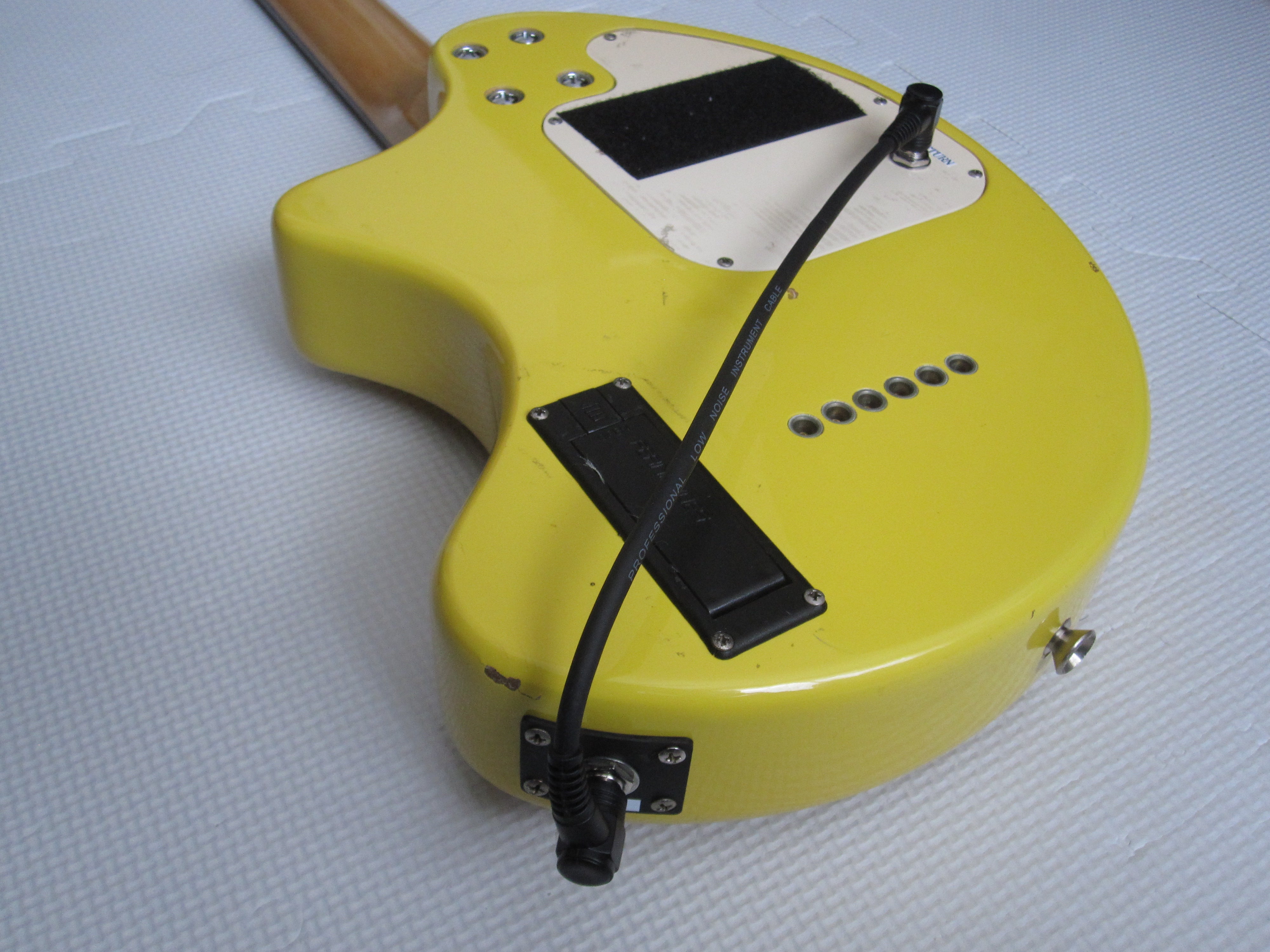 1 フェルナンデス もうないんデス。 FERNANDES ZO-3 を改造したんデス