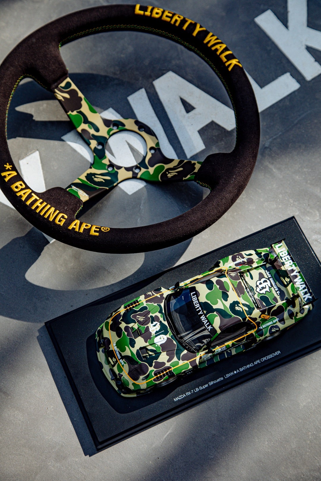 最後のLIBERTY WALK✖︎BAPE collaborationハンドル・1/18ミニカー