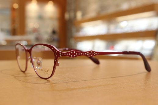 Caviar（キャビア）スワロフスキーが散りばめられたラグジュアリー