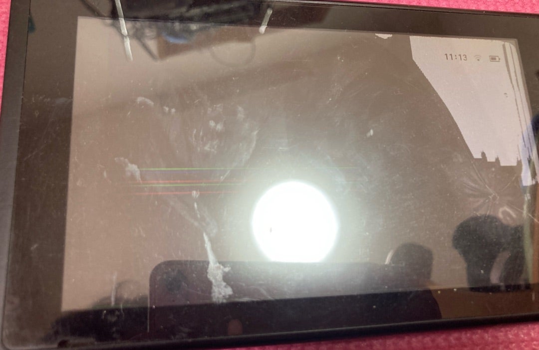 画面割れのニンテンドーswitch修理 | ダディフィンガーのブログ