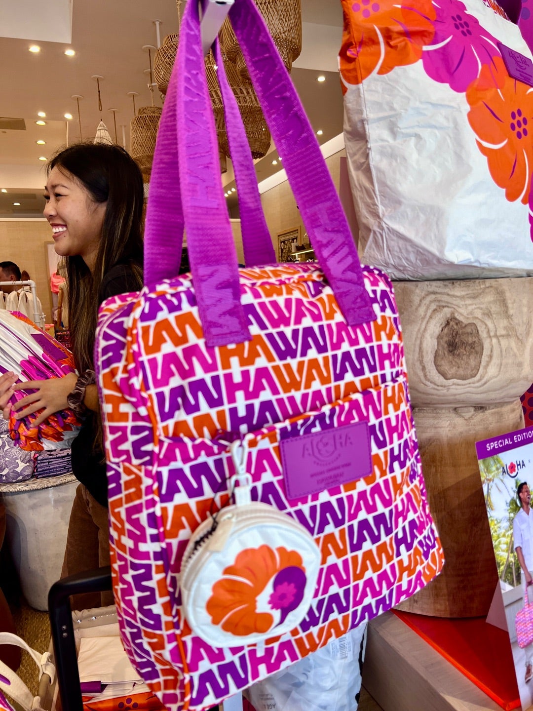 Aloha Collection とハワイアン航空のコラボシリーズ。発売翌日で