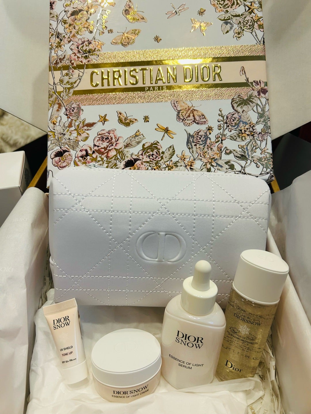 ☆DIOR SNOWのコフレ☆ | アパレルOLが結婚して・・・・専業主婦に！