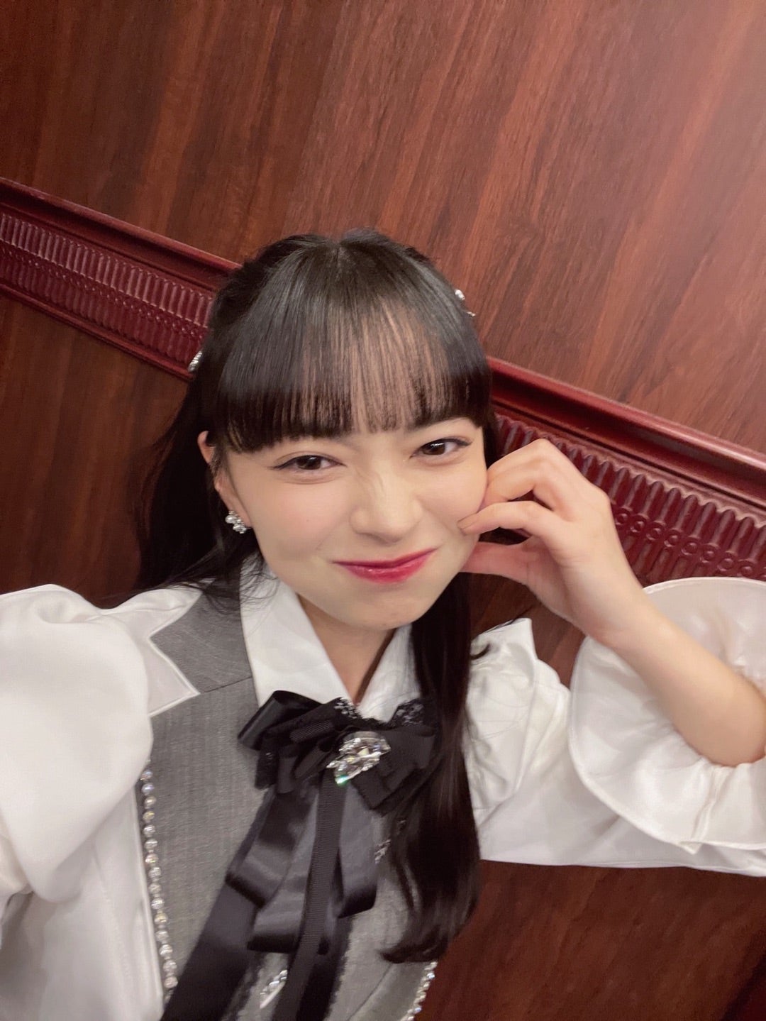 新曲発売日！！ 上國料萌衣 | アンジュルム メンバー オフィシャル