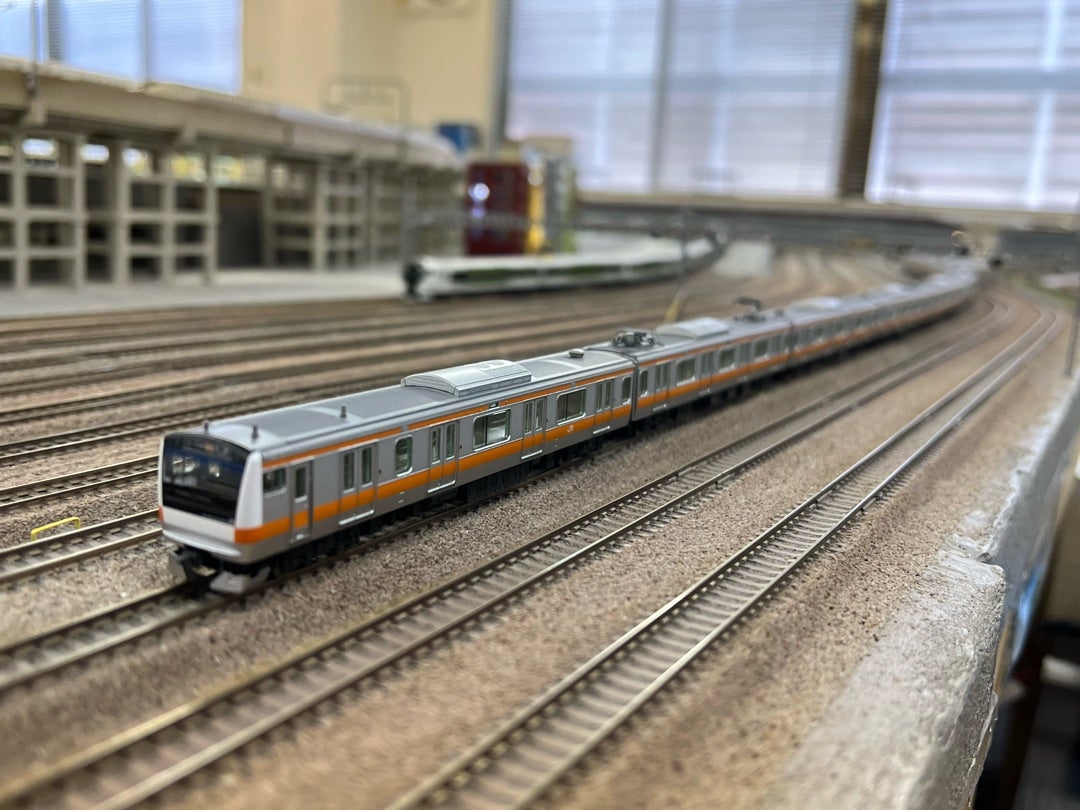 Nゲージ】TOMIX E233系0番台中央線 H編成セットA入線 | 岸波車両センター