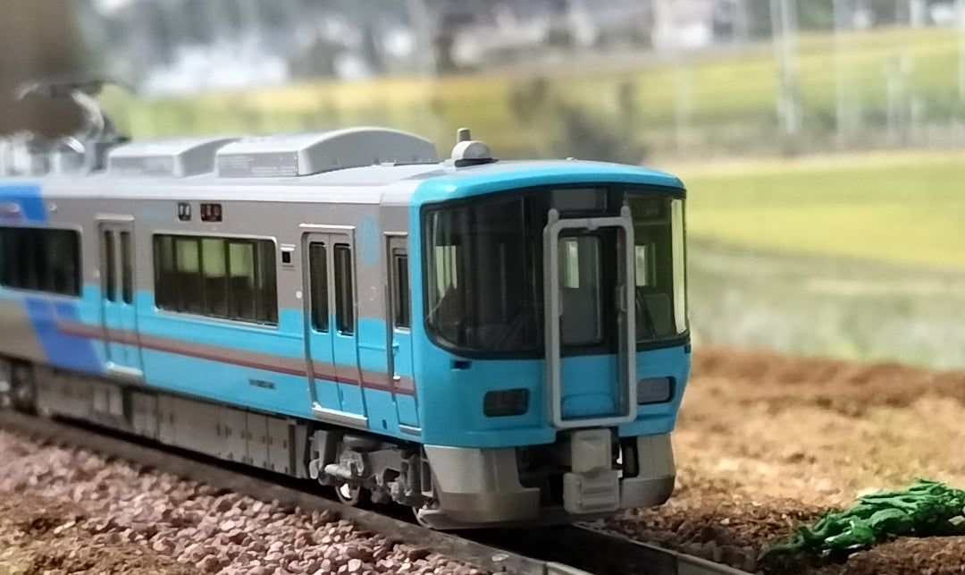 鉄道模型】KATO IRいしかわ鉄道 521系(古代紫、藍系) | mo～さんのブログ
