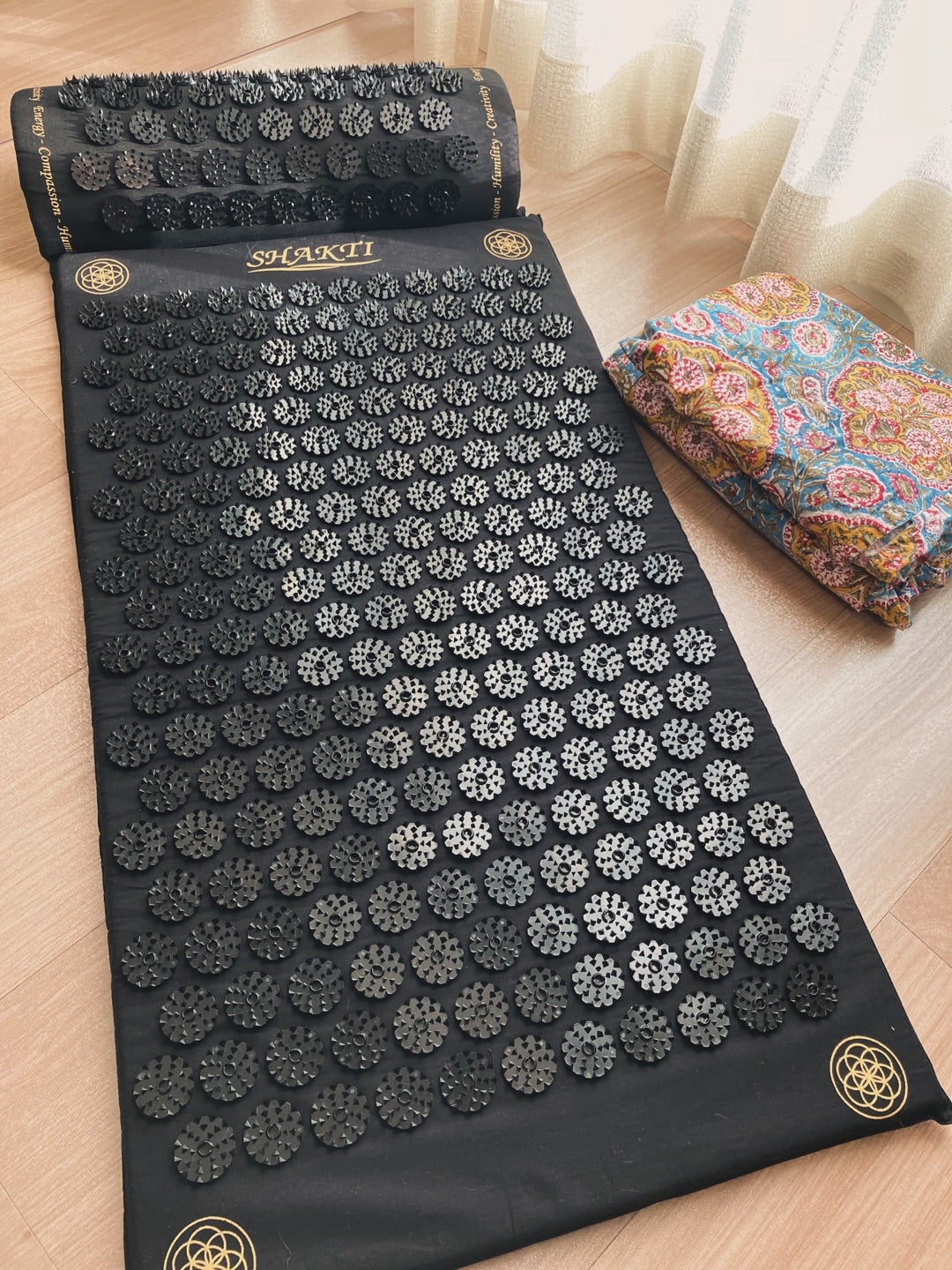 シャクティマット | May happiness be with you‪‪❤︎‬‬