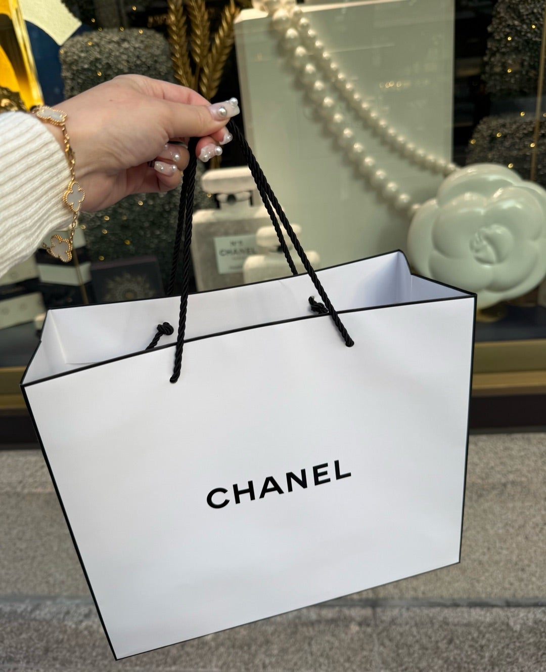 CHANELシャネルクリスマスコフレ2025♡チャーム付き限定エッセンシャル