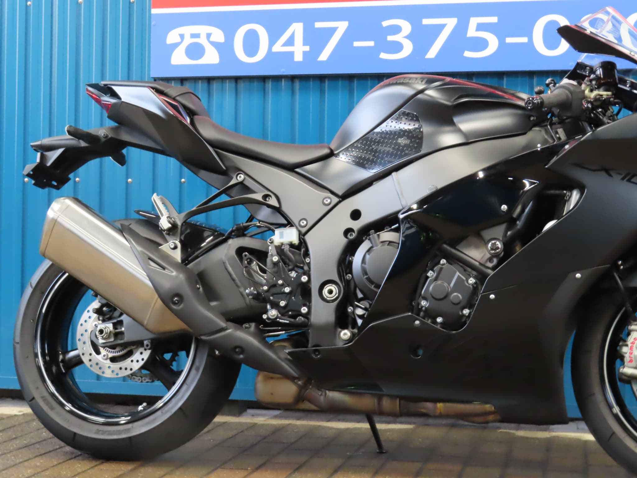 一目惚れ注意。2025 ZX-10R フラットスパークブラック入荷！【スーパー