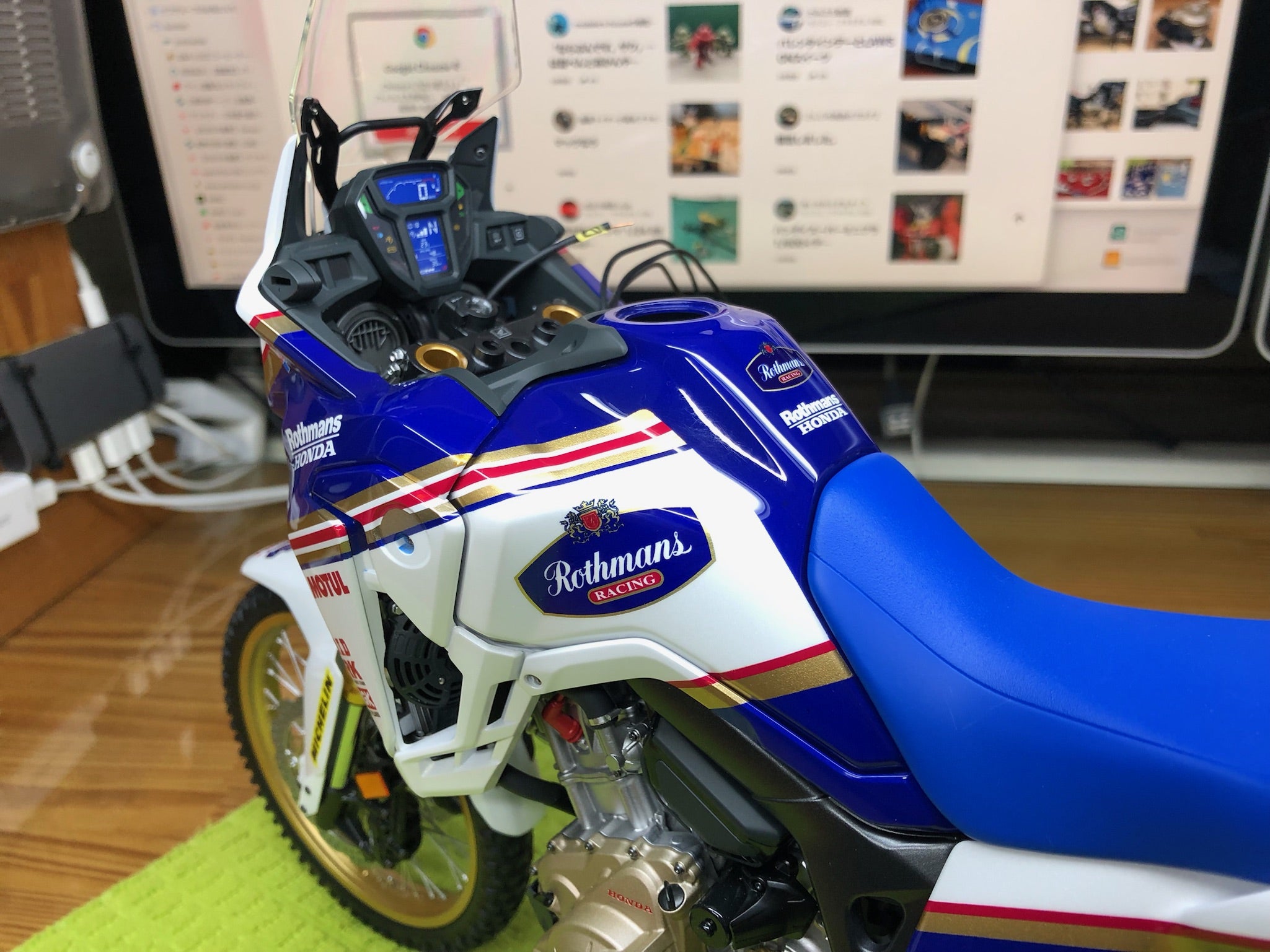 1/6 Honda CRF1000L Africa Twin (30) | J-Works/加古川模型club