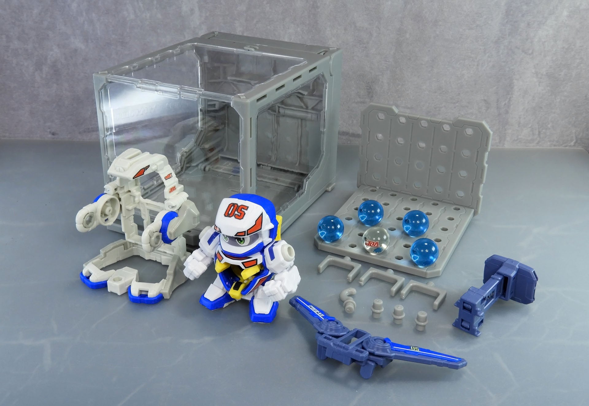 タカラトミーモール限定 ファイティングフェニックス＆コンテナケース