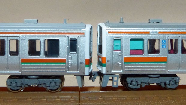 213系5000番台飯田線 マイクロエースA2664 vs グリーンマックス31933