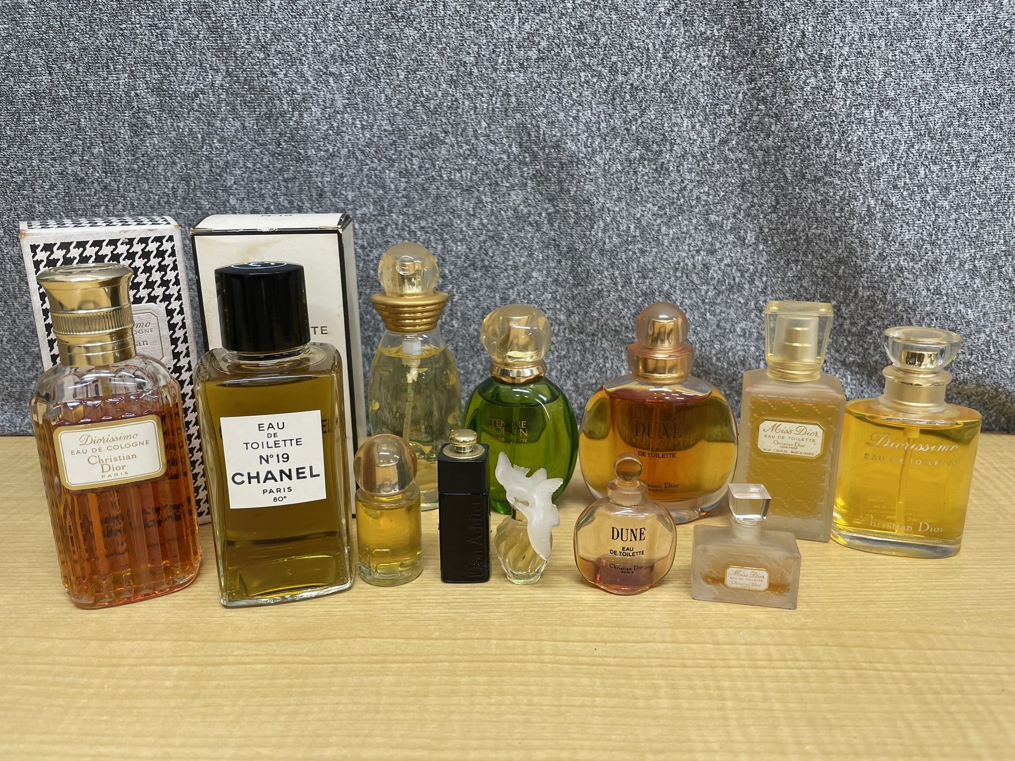 香水売るなら高価買取おまかせ屋】CHANEL Christian Diorシャネル