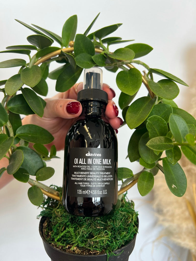 Davines OI All-In-One Milk 135 ml | Hydrating Leave-In Hair Milk