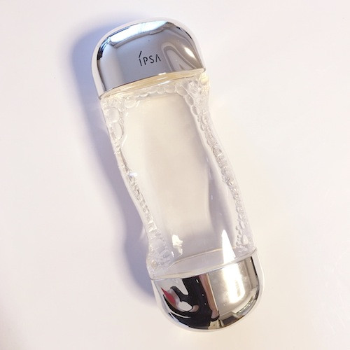 乾燥する時期こそ、イプサ化粧水「ザ・タイムリセット アクア」を使う