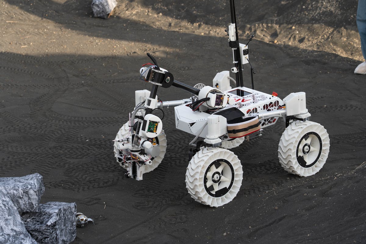 三者合同実験 (会津大学・福島RTF・ARES Project ) in 福島RTF