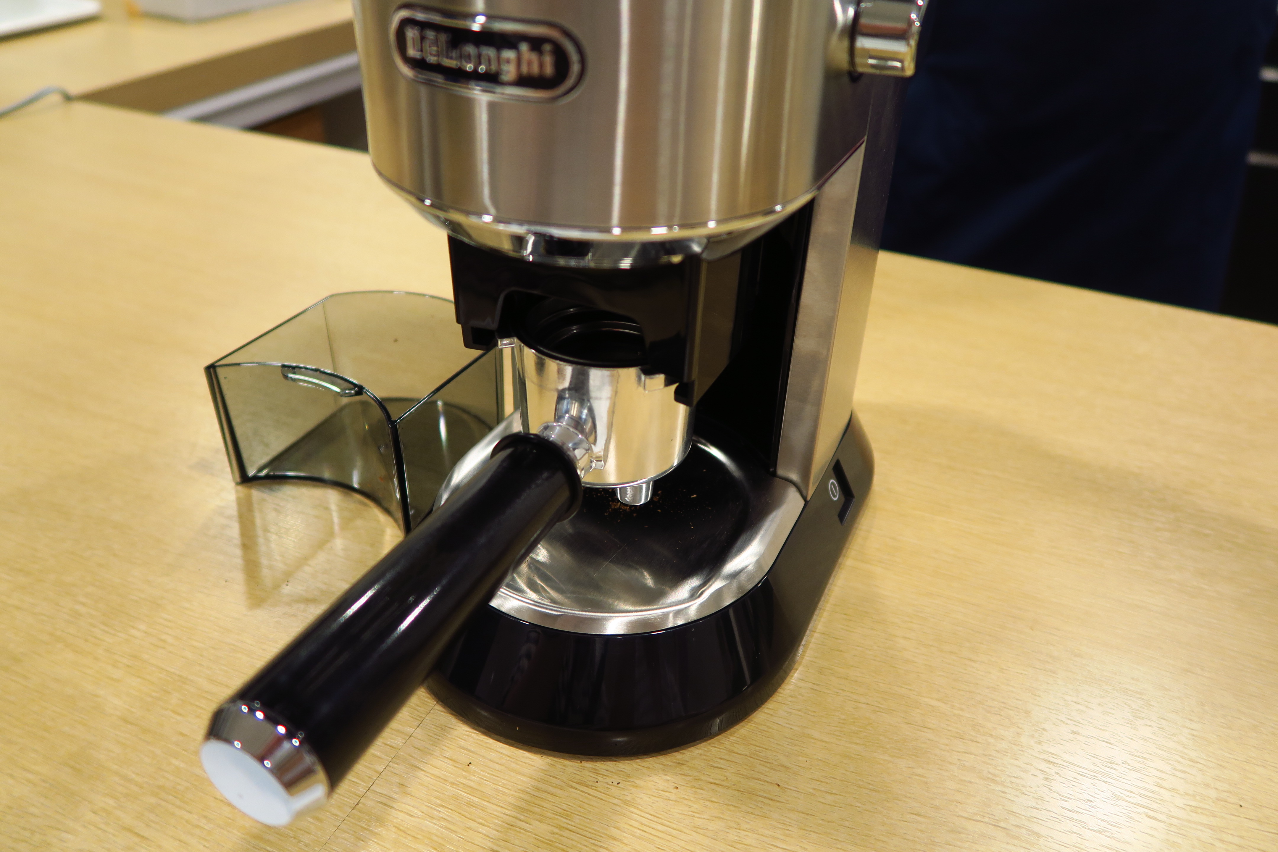 自宅で豆を均一に挽く！デロンギ最高級コーヒーグラインダーの魅力とは