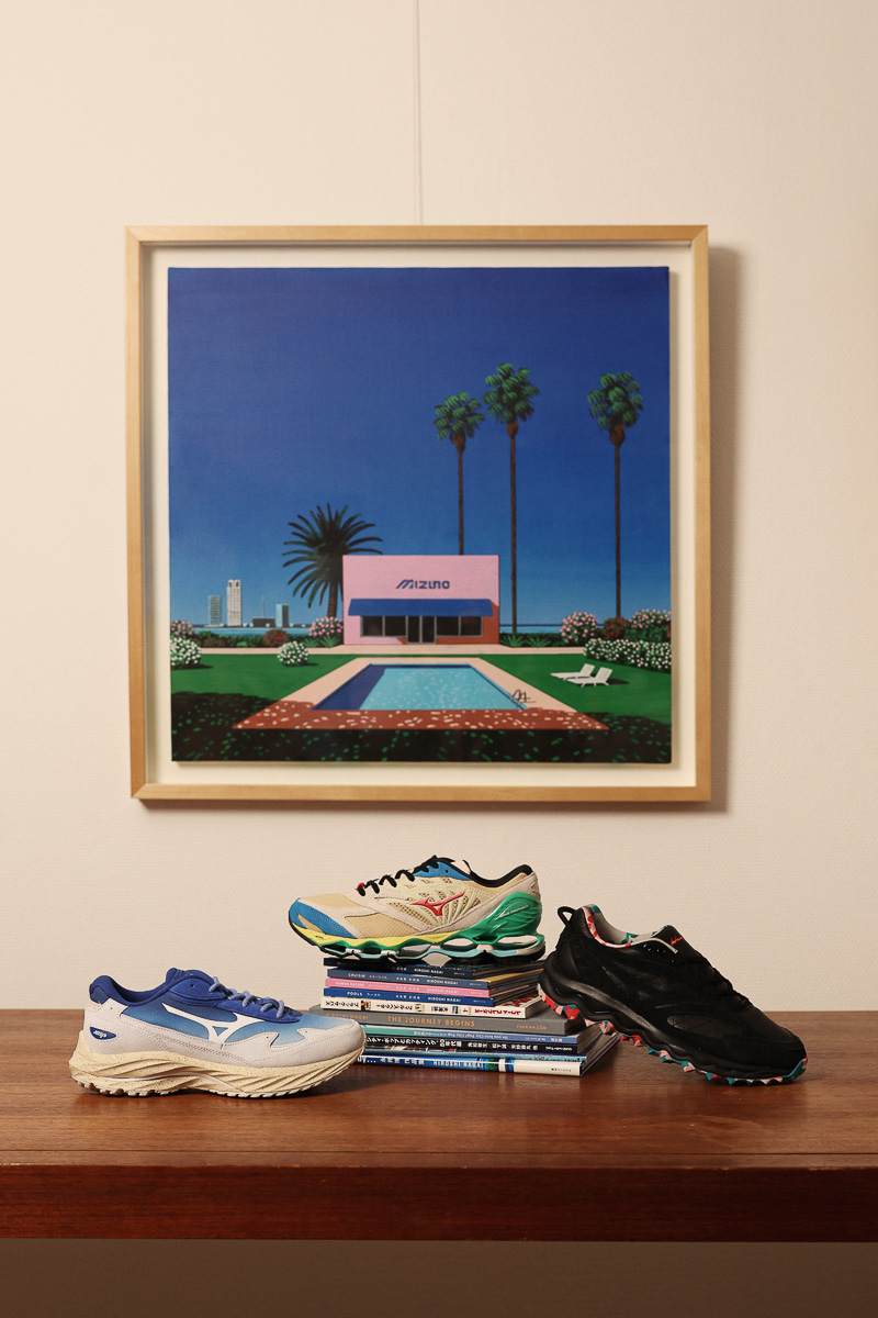 ミズノとイラストレーター永井博が異色のコラボ。カラーリングは
