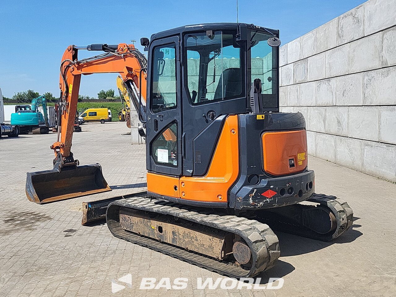 Hitachi ZX55 U-6 CLR Mini excavator <10t - BAS World