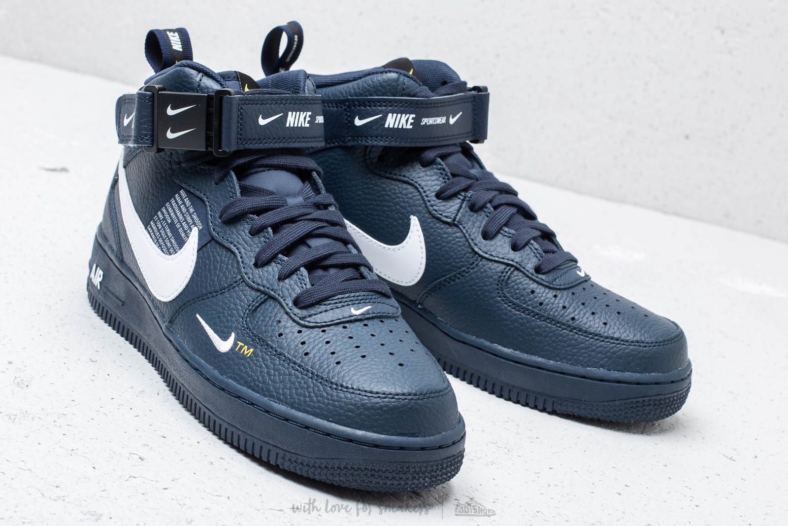 Men's shoes Nike Air Force 1 Mid '07 Lv8 Obsidian/ White/ Black