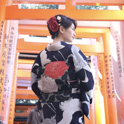 豆千代モダン着物プラン｜独特なデザインが人気｜大阪着物レンタルwargo