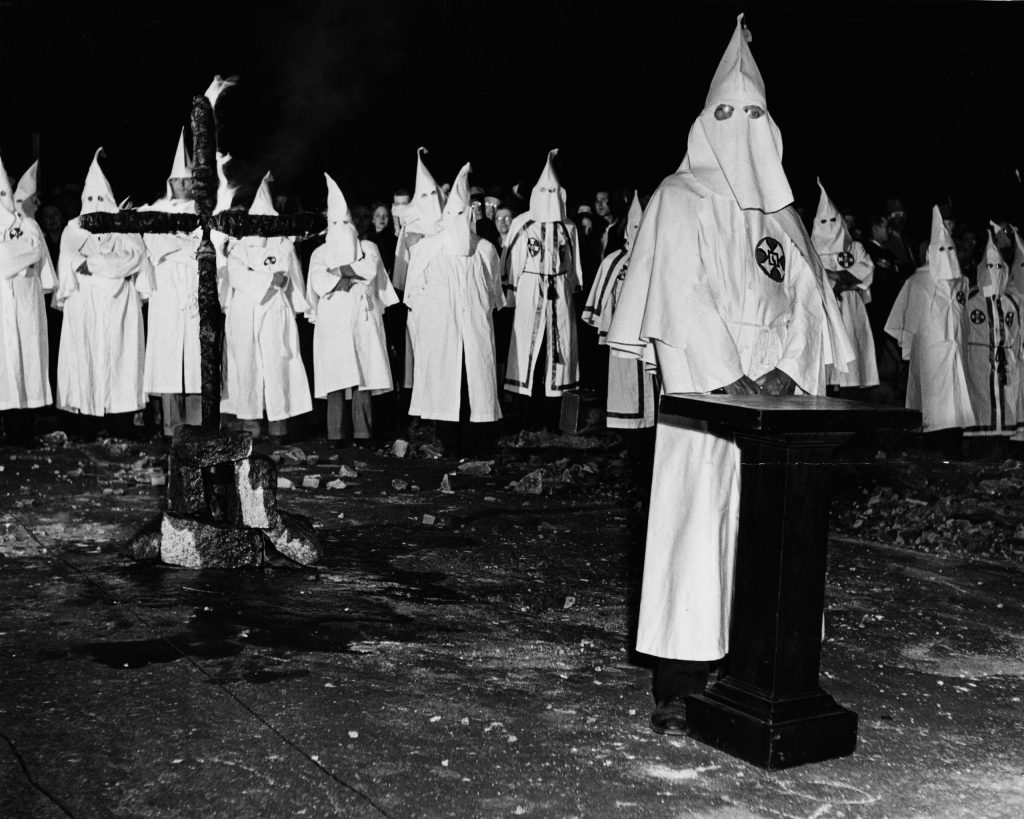 Joining the KKK: Photos From a Ku Klux Klan Initiation in 1946 Georgia