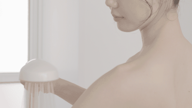 柔らかく温かい泡に包まれる至福の泡シャワー｜KINUAMI U（絹浴み [結